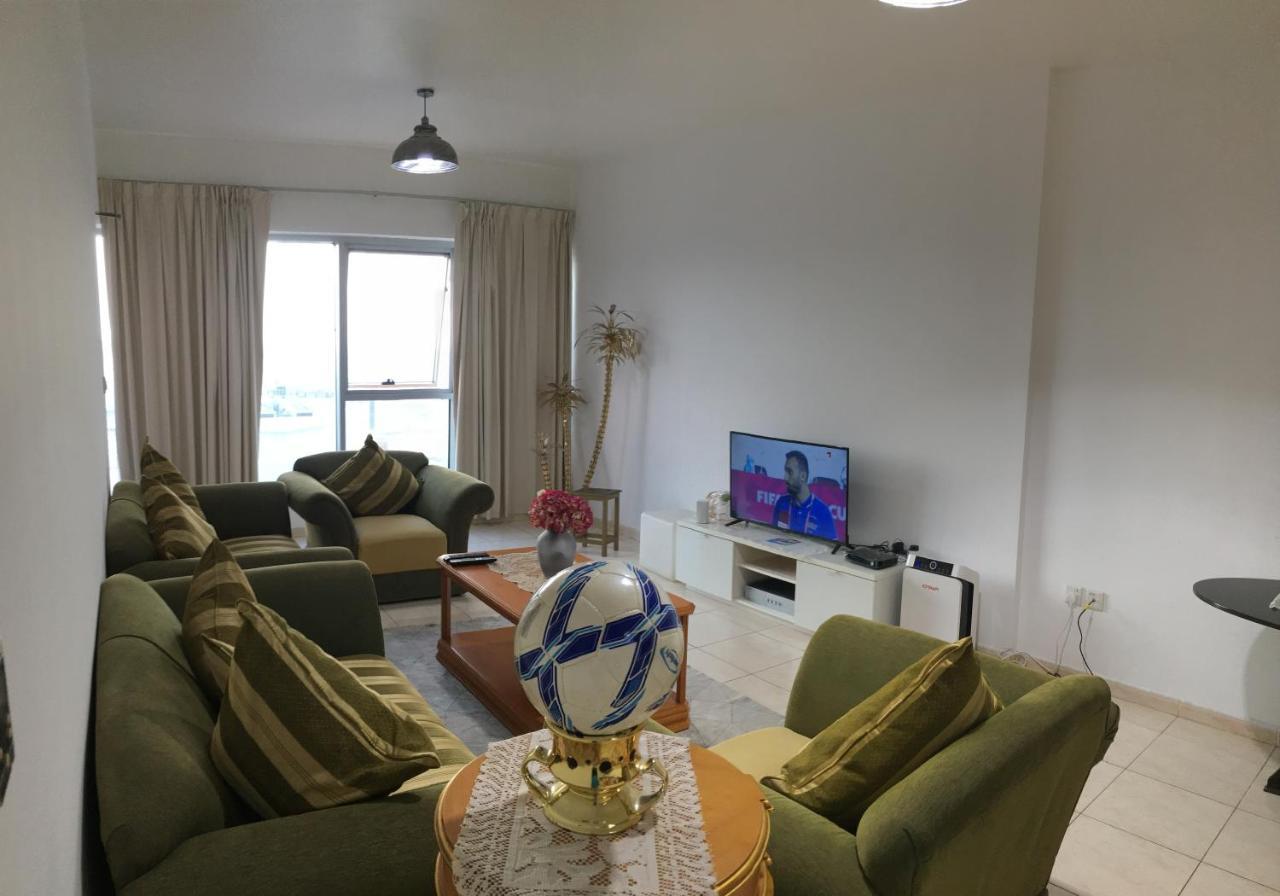 Octavius Holiday Homes, Spacious 2 Bedroom Apartment, Dubai Skyline & Burj Khalifa View Exteriör bild