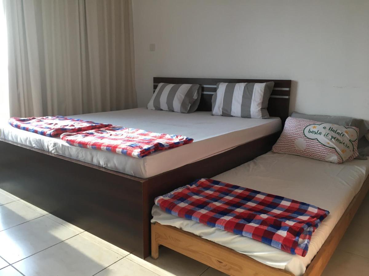 Octavius Holiday Homes, Spacious 2 Bedroom Apartment, Dubai Skyline & Burj Khalifa View Exteriör bild